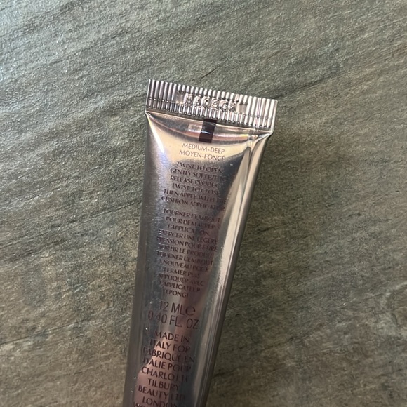 Charlotte Tilbury contour wand medium/deep - Picture 2 of 3